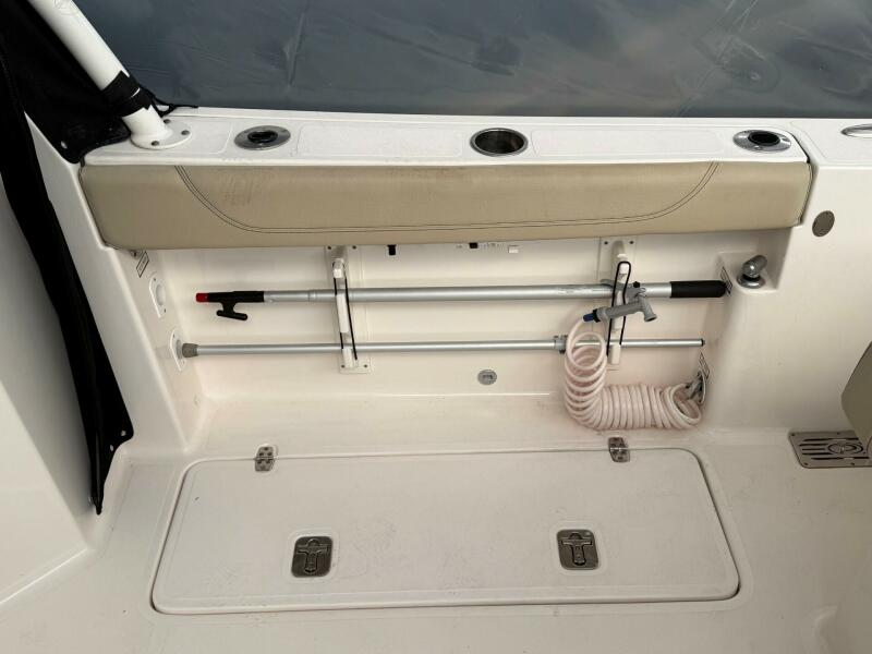 29' 2017 Pursuit DC 295