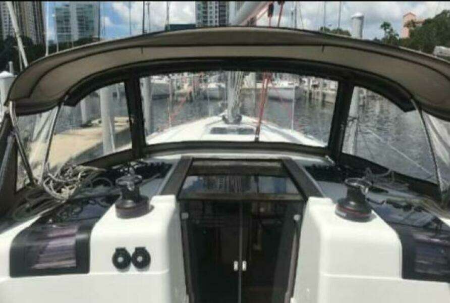 42ft Jeanneau Yacht For Sale