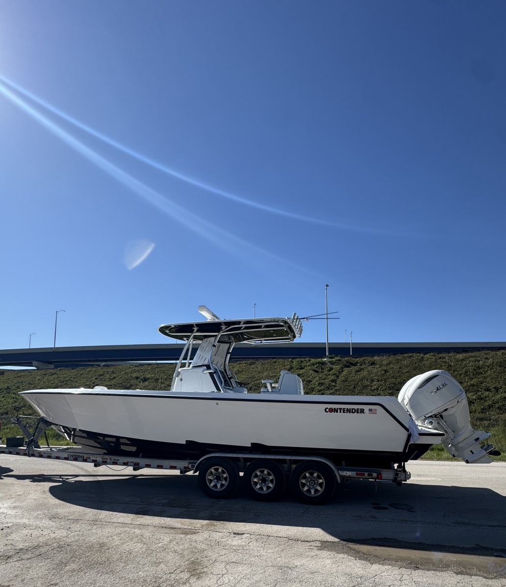 32ft Contender Yacht For Sale