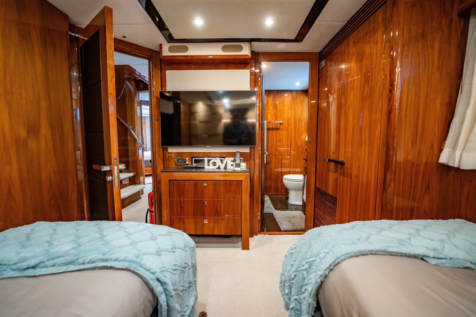 2010 Sunseeker 34 Metre Yacht