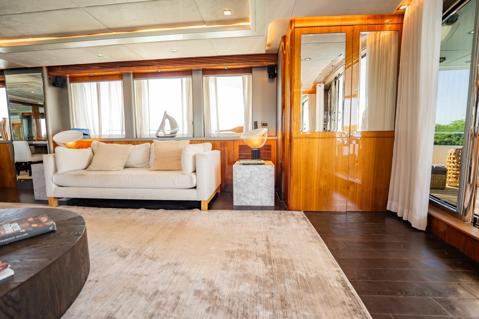 112' 2010 Sunseeker 34 Metre Yacht