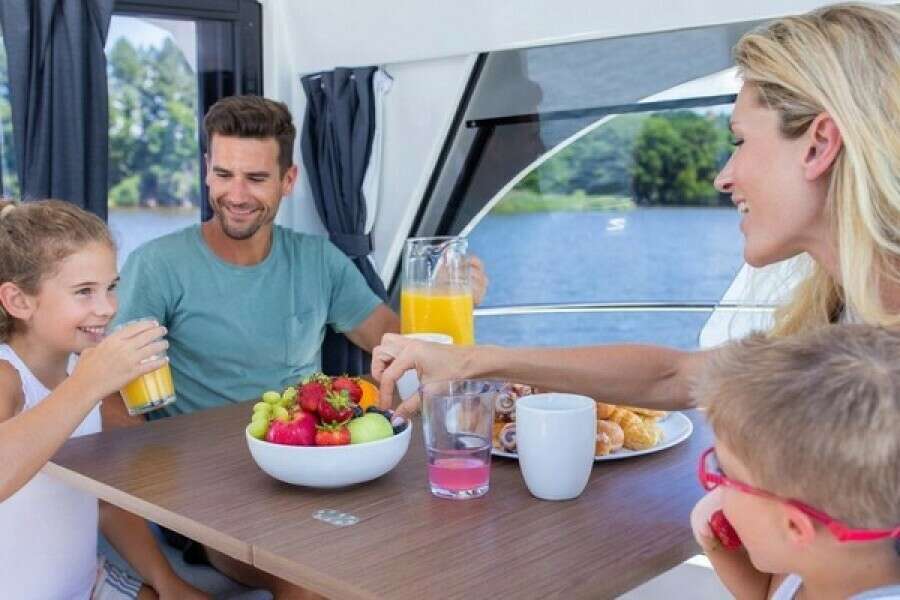 27ft Beneteau Yacht For Sale