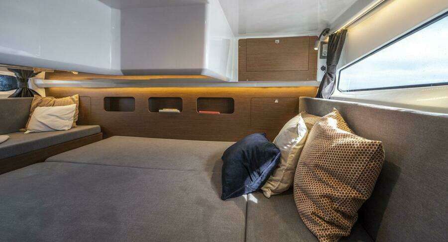 36ft Beneteau Yacht For Sale