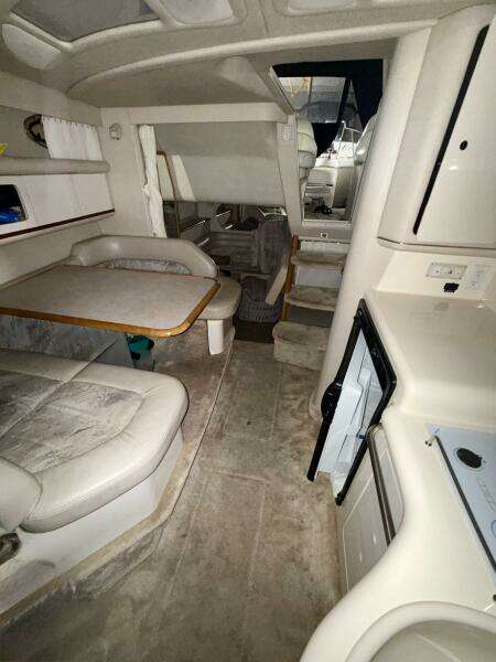 33ft Sea Ray Yacht For Sale