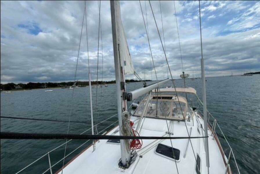 A Domani 40ft Beneteau Yacht For Sale