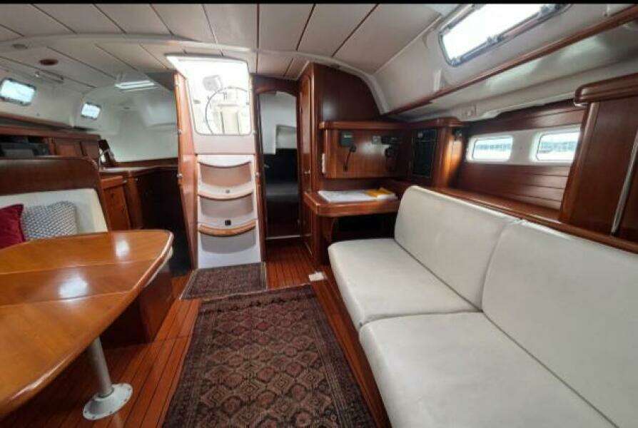 A Domani 40ft Beneteau Yacht For Sale