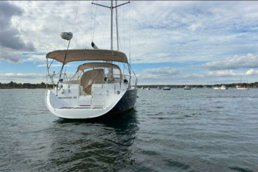 A Domani 40ft Beneteau Yacht For Sale