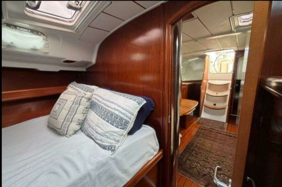 A Domani 40ft Beneteau Yacht For Sale