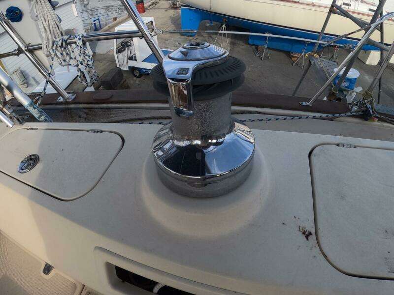 3 DOLPHINS 37ft Island Packet Yacht For Sale