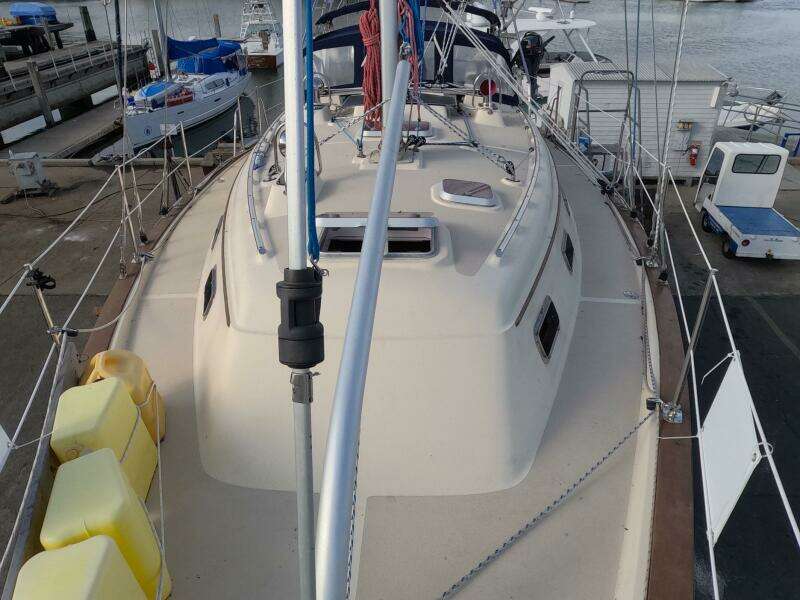 3 DOLPHINS 37ft Island Packet Yacht For Sale