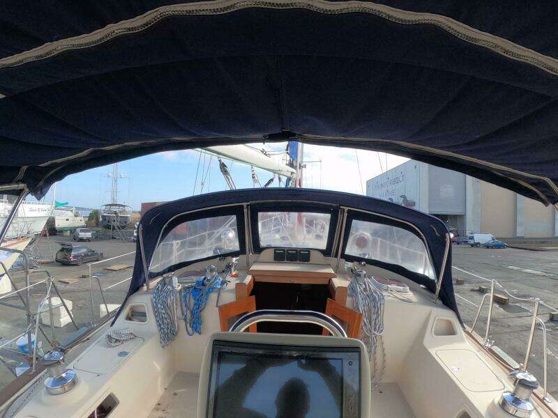 3 DOLPHINS 37ft Island Packet Yacht For Sale