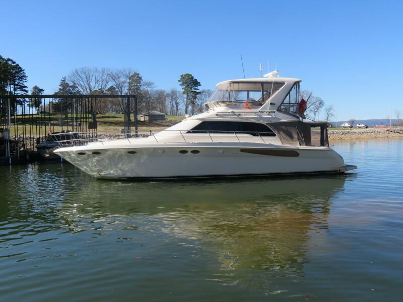 48' 1999 Sea Ray 