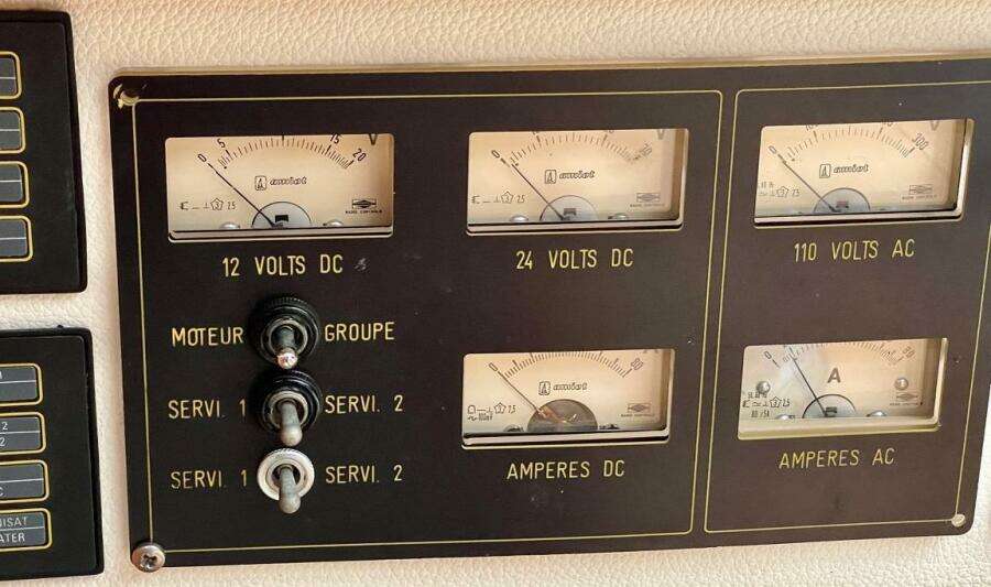 TENACIOUS 54ft Feeling Yacht For Sale