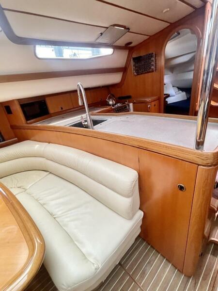 54' 1997 Feeling 546