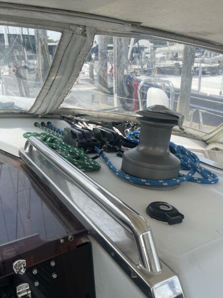 54' 1997 Feeling 546