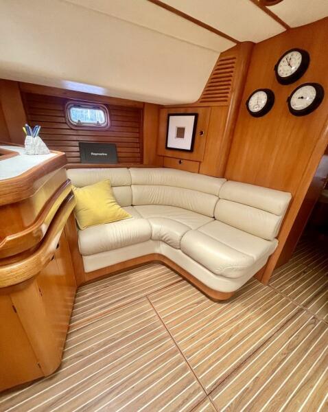 54' 1997 Feeling 546