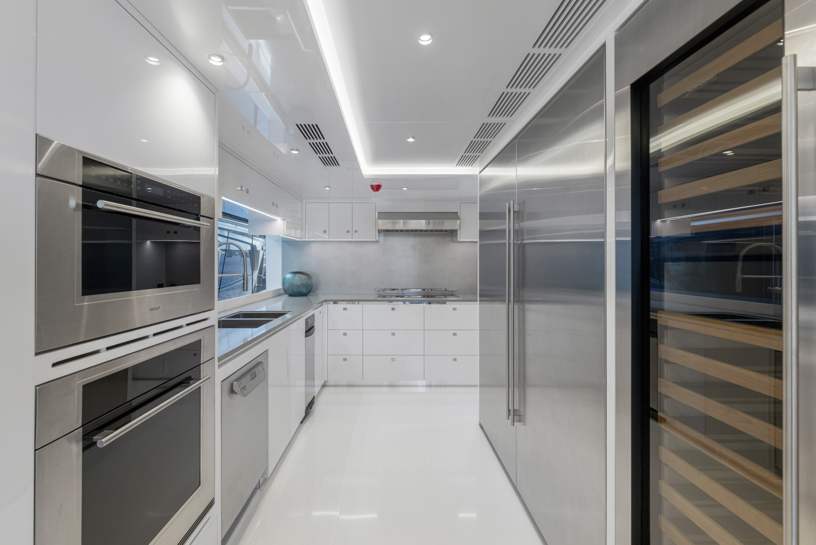 113ft Ocean Alexander Yacht For Sale