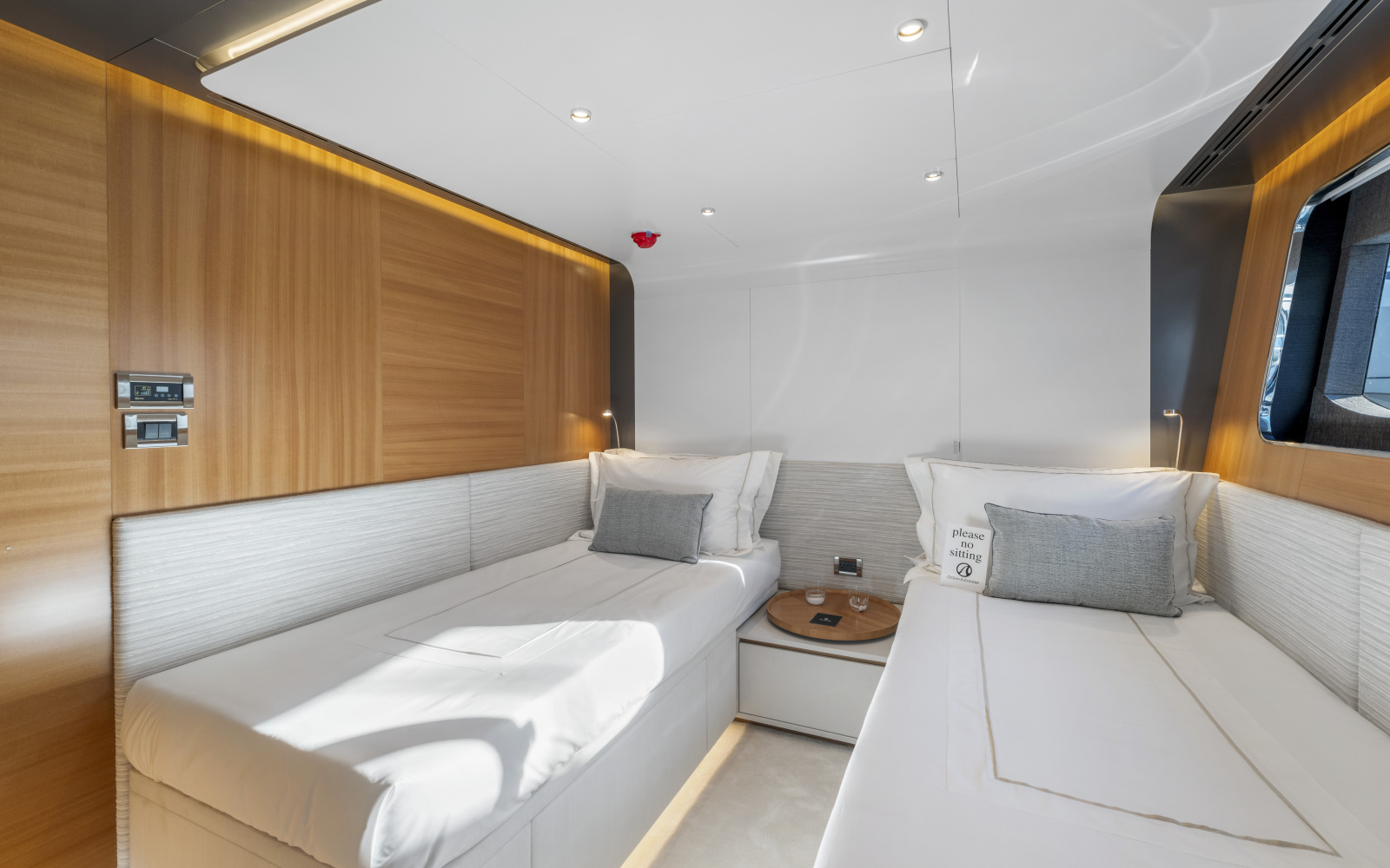 113ft Ocean Alexander Yacht For Sale