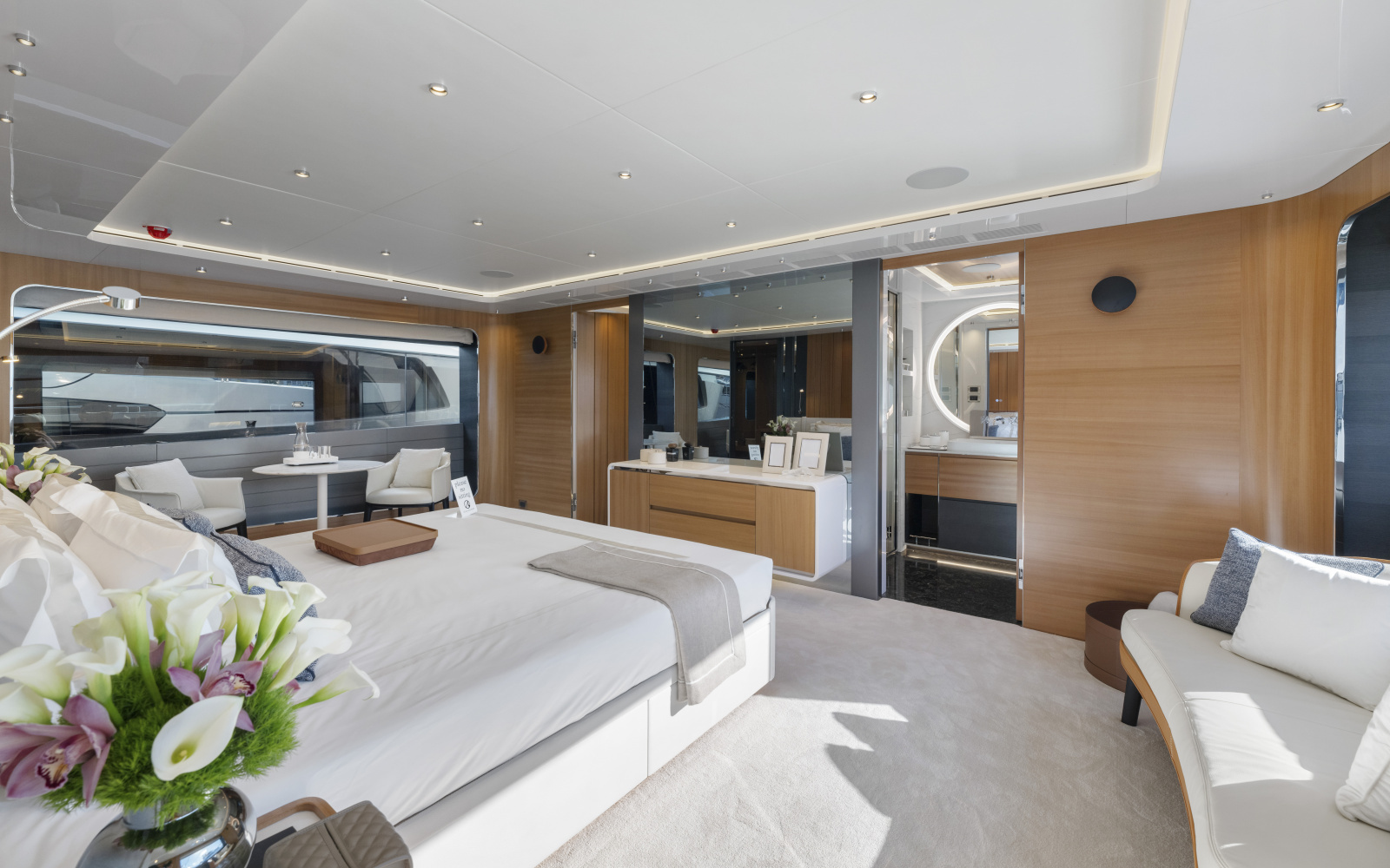 113ft Ocean Alexander Yacht For Sale