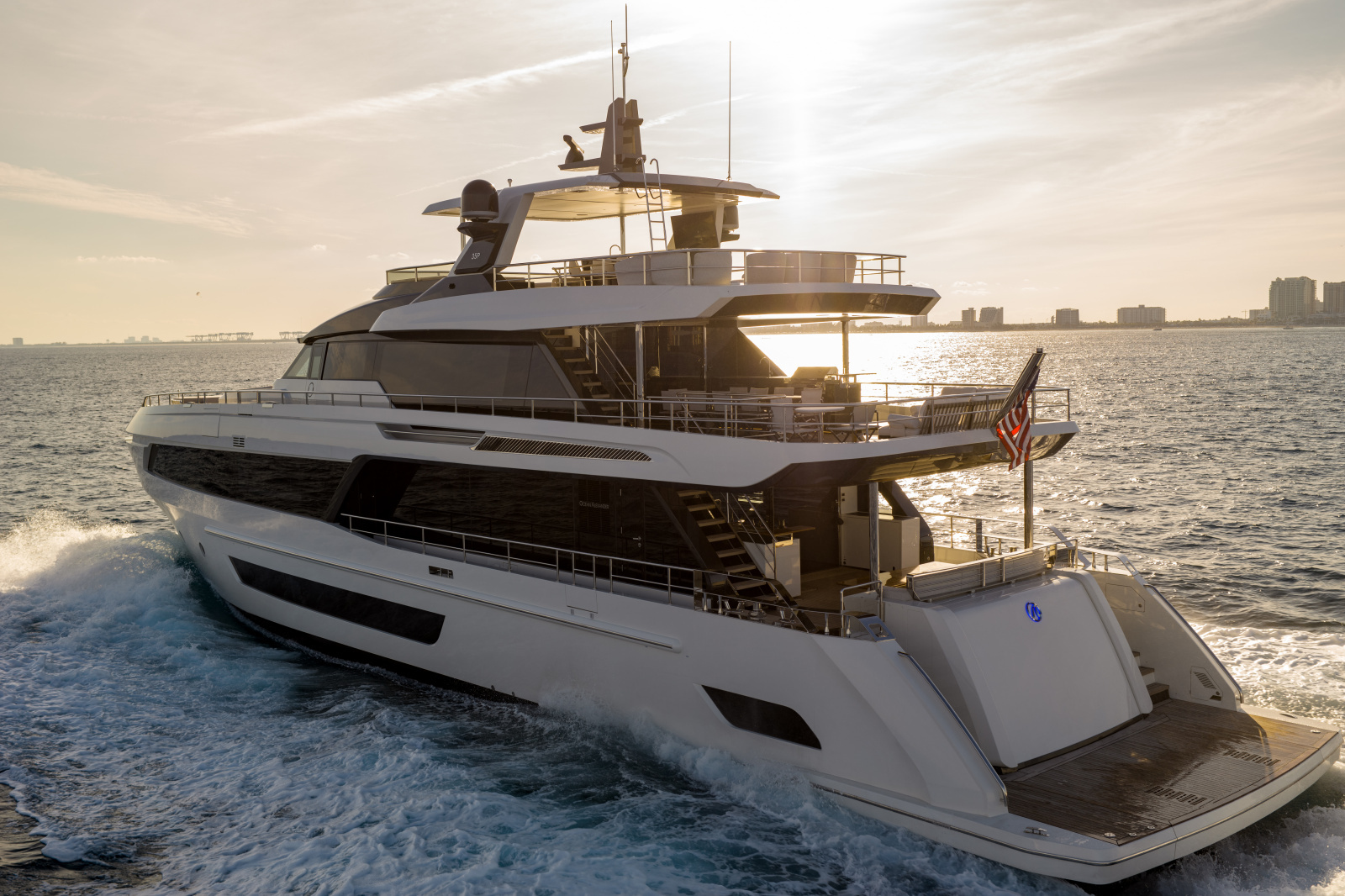 113ft Ocean Alexander Yacht For Sale