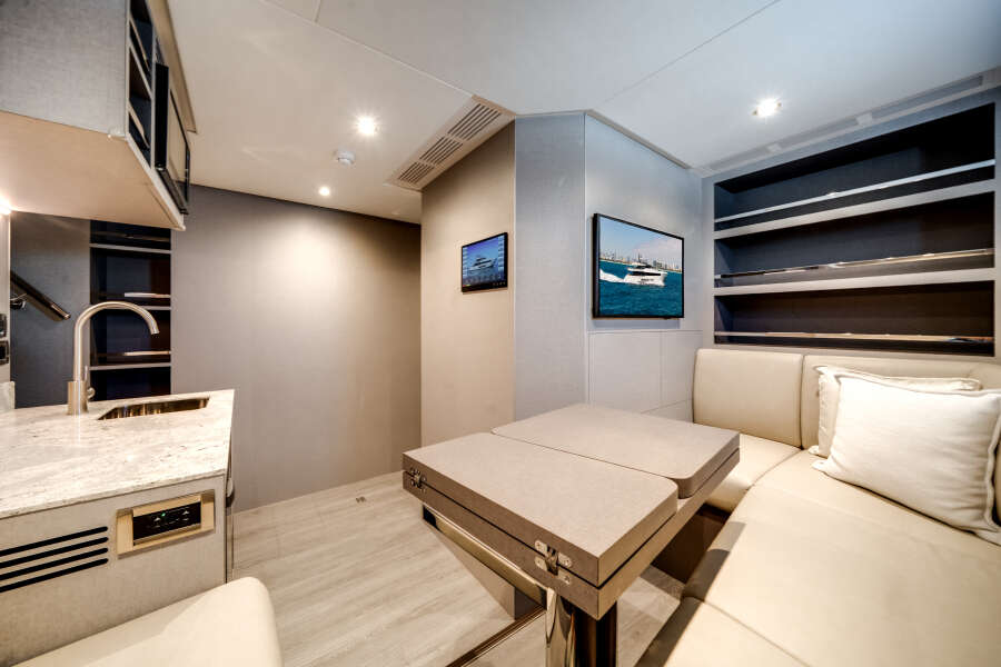 113ft Ocean Alexander Yacht For Sale