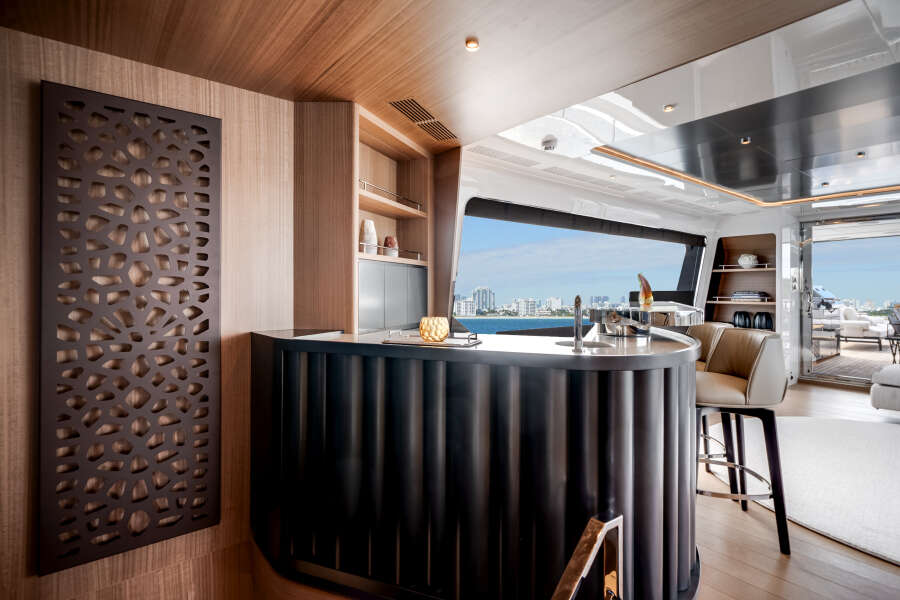 113ft Ocean Alexander Yacht For Sale