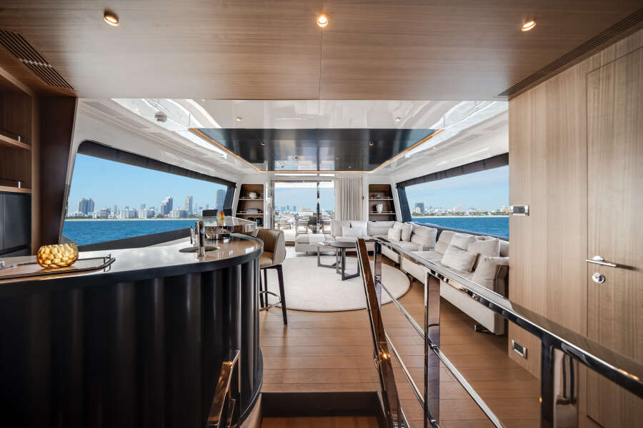 113ft Ocean Alexander Yacht For Sale