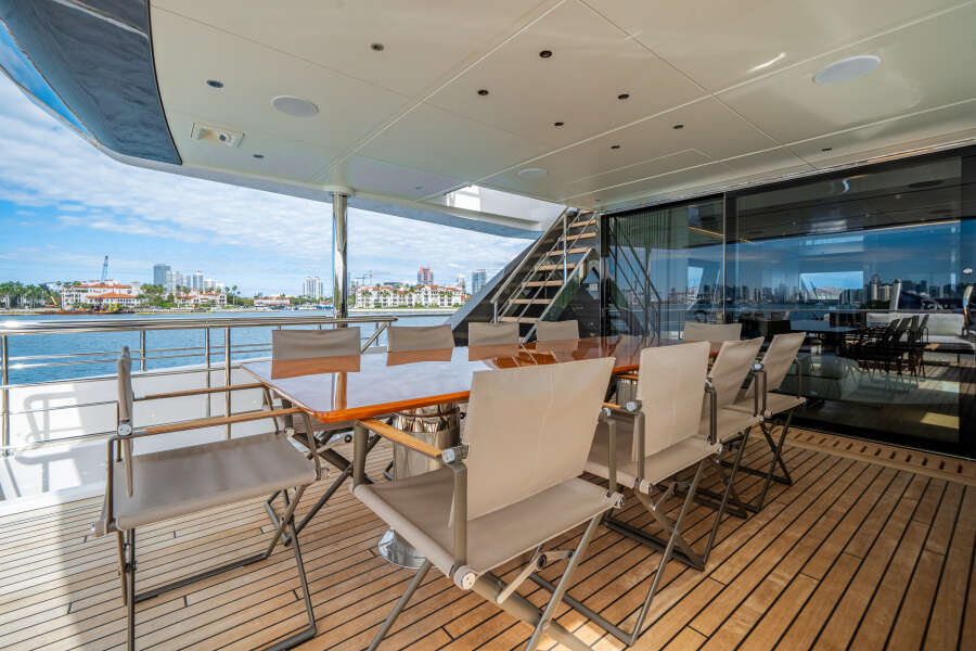 113ft Ocean Alexander Yacht For Sale