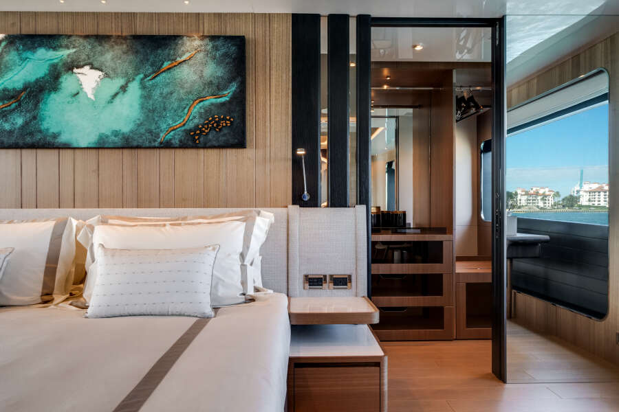 113ft Ocean Alexander Yacht For Sale