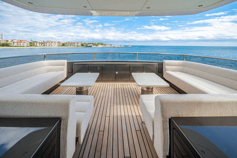 113ft Ocean Alexander Yacht For Sale