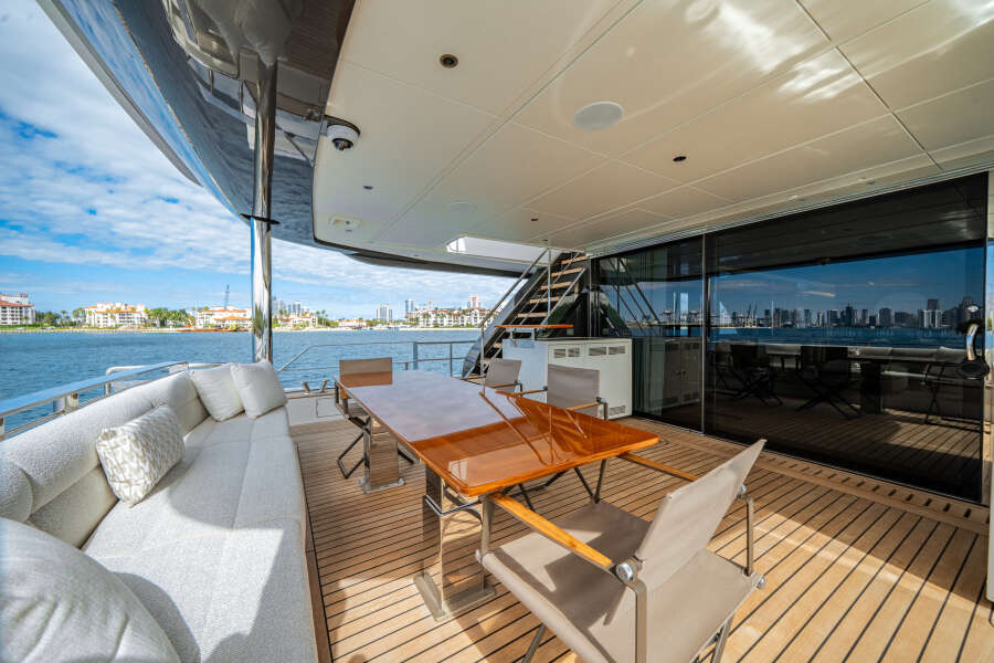 113ft Ocean Alexander Yacht For Sale