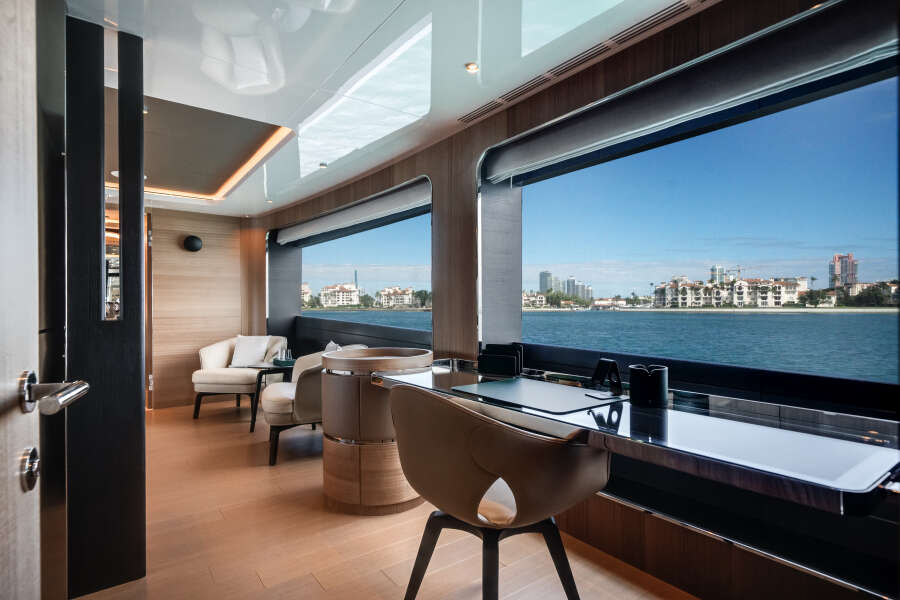 113ft Ocean Alexander Yacht For Sale