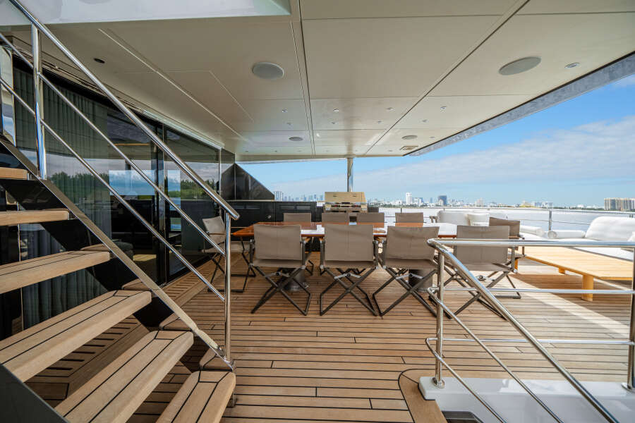 113ft Ocean Alexander Yacht For Sale