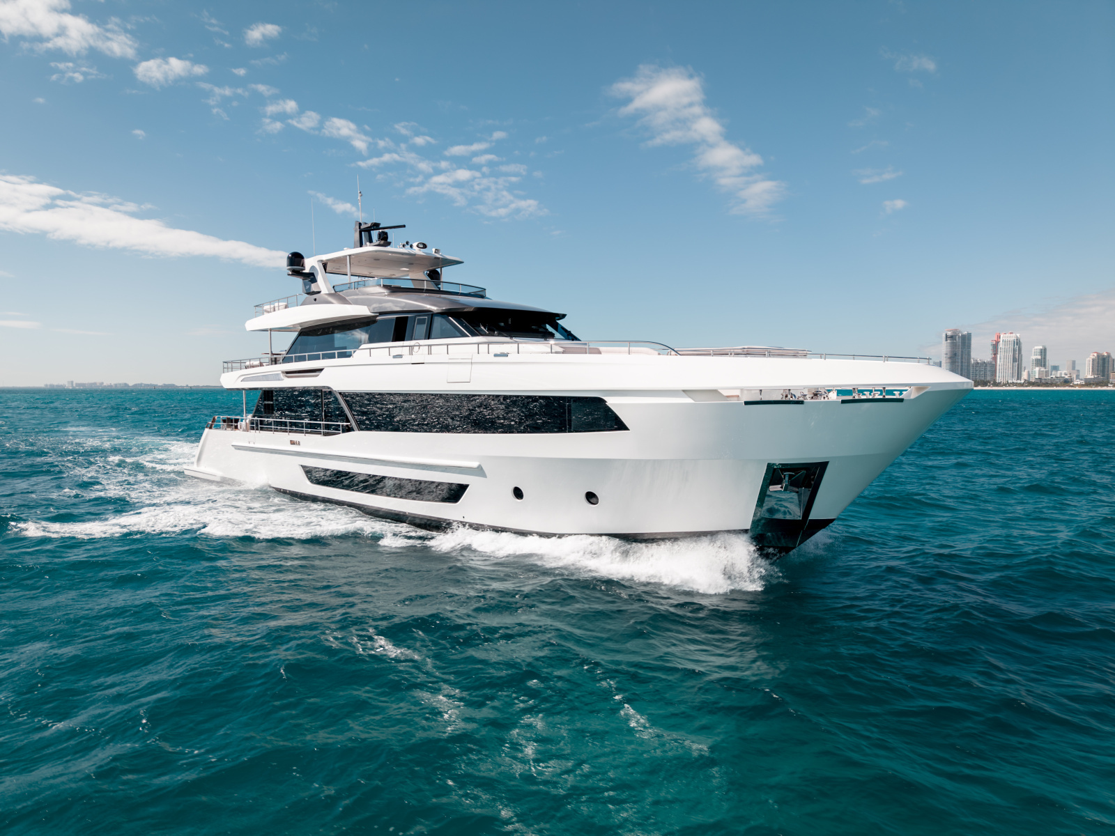 113ft Ocean Alexander Yacht For Sale