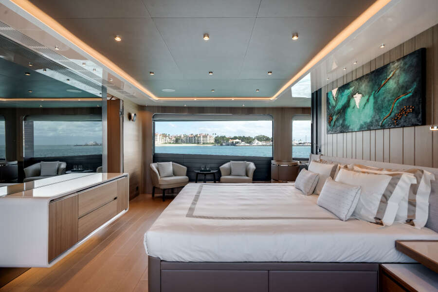 113ft Ocean Alexander Yacht For Sale