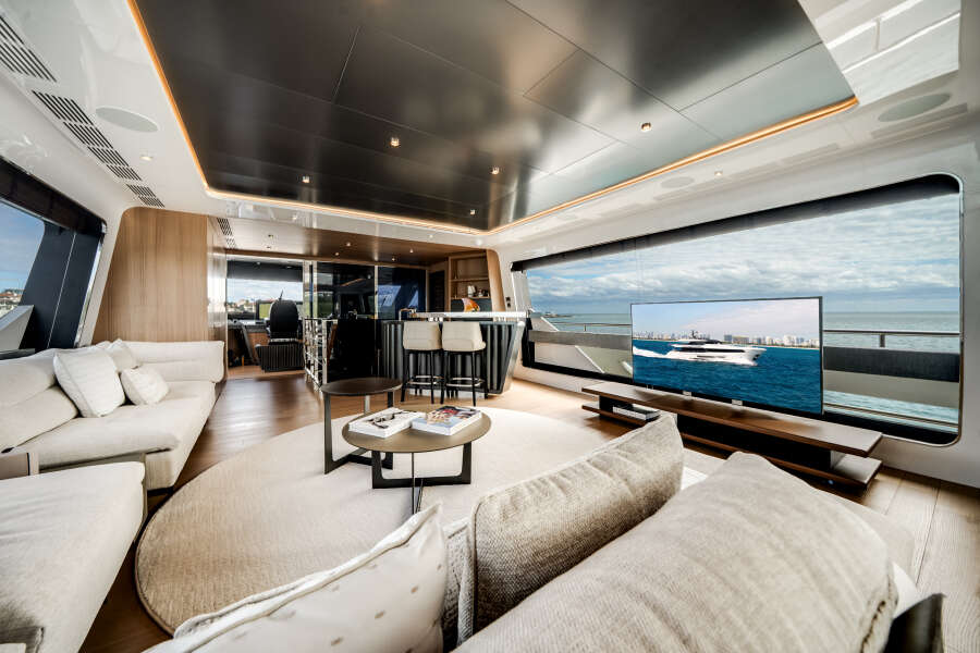113ft Ocean Alexander Yacht For Sale