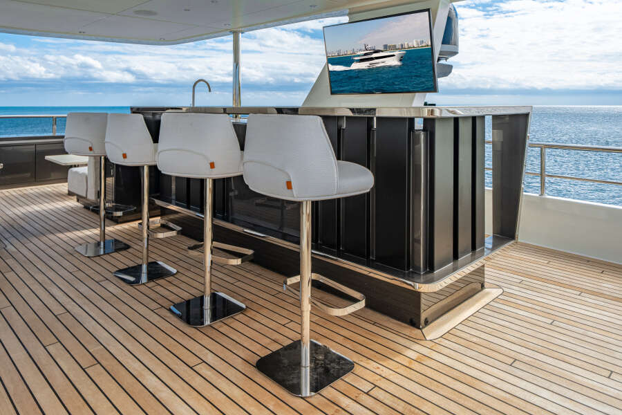 113ft Ocean Alexander Yacht For Sale