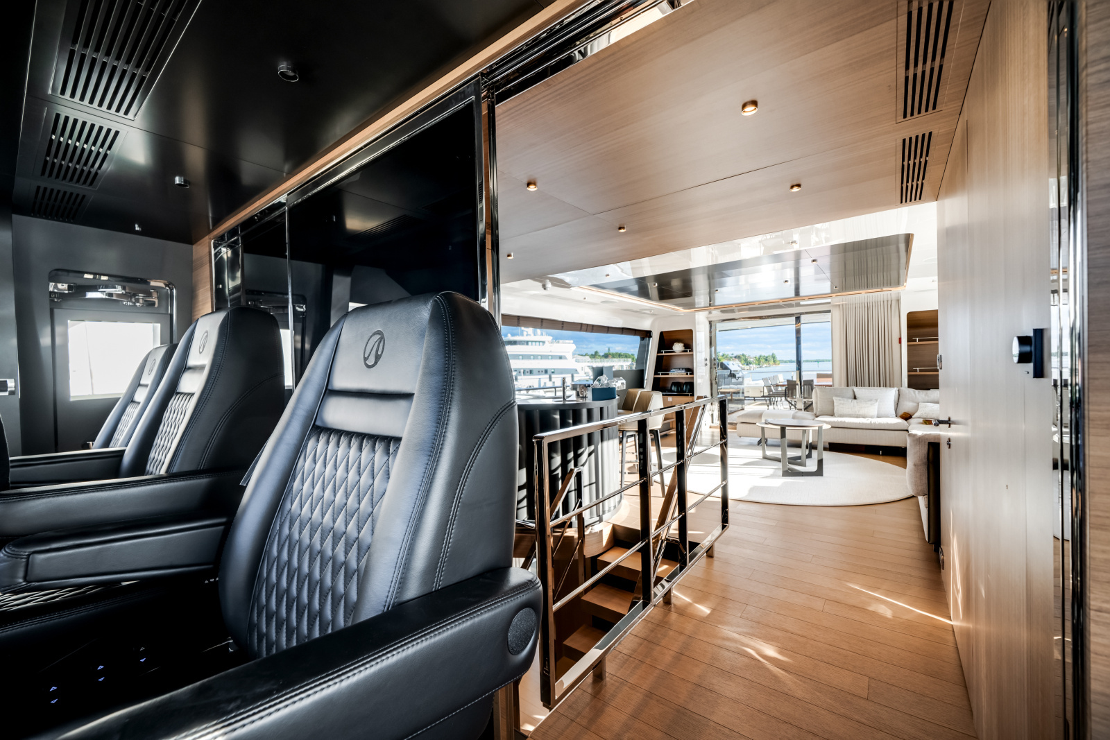 113ft Ocean Alexander Yacht For Sale