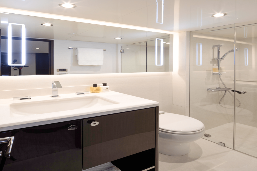 106ft Ocean Alexander Yacht For Sale