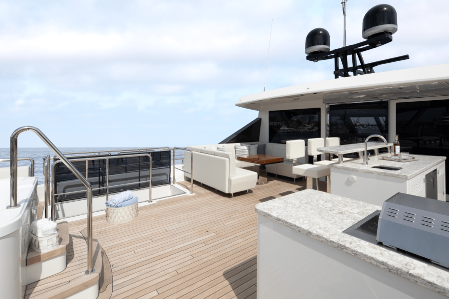 106ft Ocean Alexander Yacht For Sale