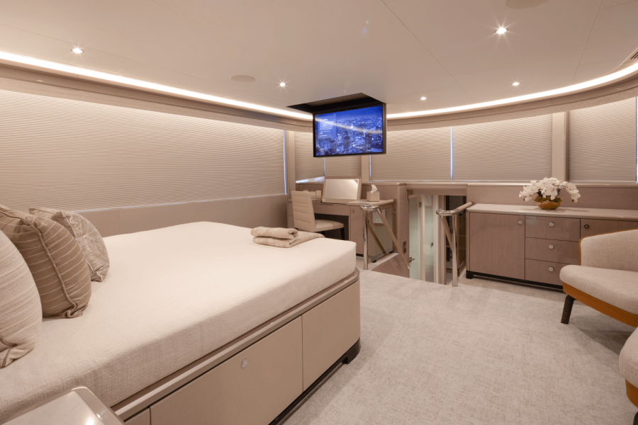 106ft Ocean Alexander Yacht For Sale