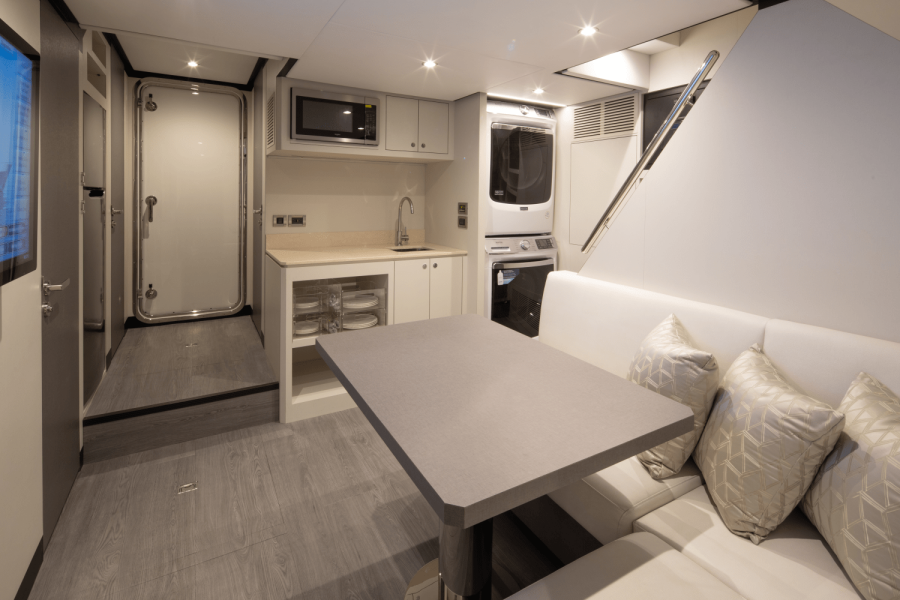 106ft Ocean Alexander Yacht For Sale