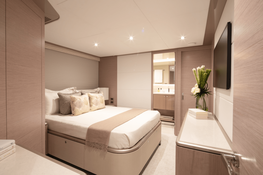 106ft Ocean Alexander Yacht For Sale