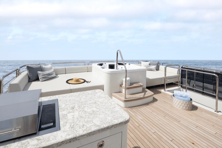 106ft Ocean Alexander Yacht For Sale