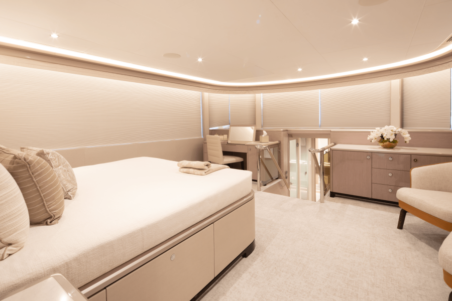 106ft Ocean Alexander Yacht For Sale