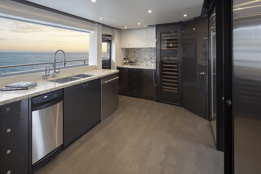 117ft Ocean Alexander Yacht For Sale