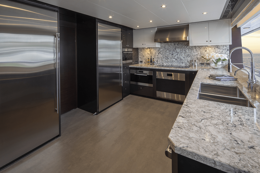 117ft Ocean Alexander Yacht For Sale