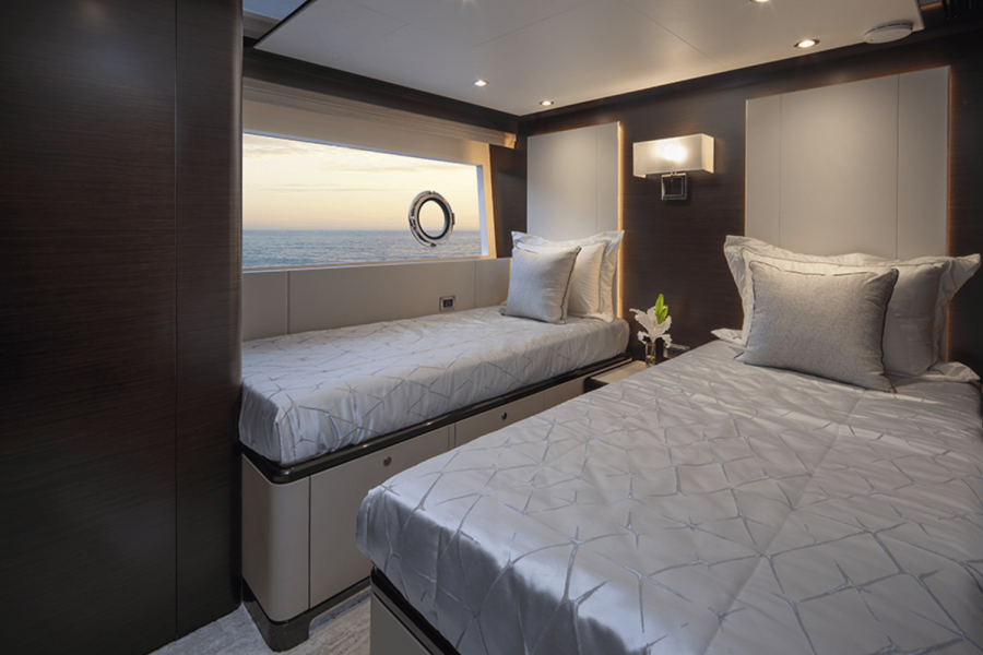 117ft Ocean Alexander Yacht For Sale