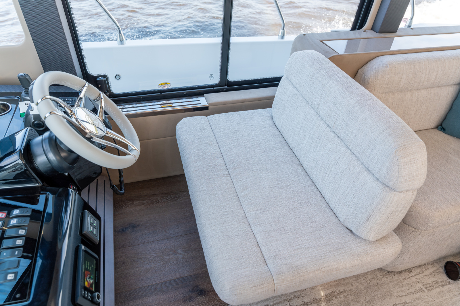 50ft Cruisers Yachts Yacht For Sale