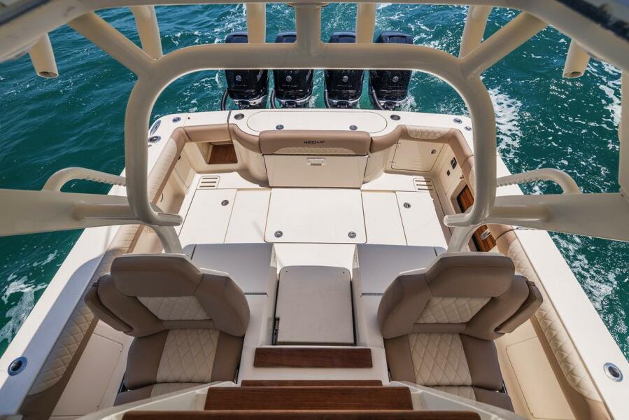 42' 2016 Scout 420 LXF